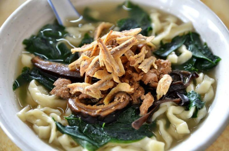 Pan-Mee-stall-at-Restoran-Bandaraya-by-Ipohcom-800x530